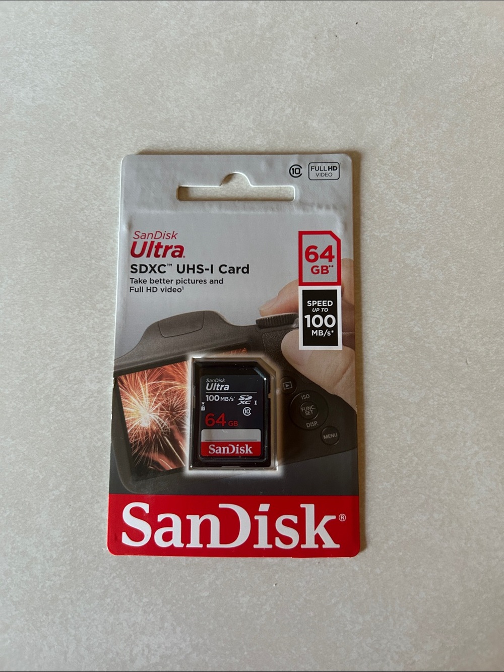 Andis Memory Card - Black and Red SDXC 64GB